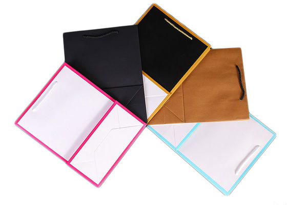 Folding Custom กระดาษสีขาวของขวัญถุงช้อปปิ้งกระดาษที่มีมือจับ