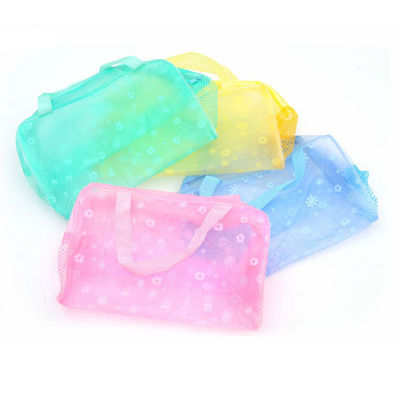 คุณภาพ  OEM Foldable PVC Cosmetic And Toiletry Bags Portable Makeup Bag With Zipper โรงงาน