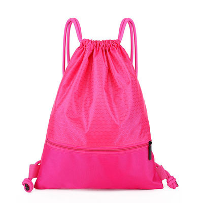 กระเป๋านักเรียน Drawstring Polyester แบบนำกลับมาใช้ใหม่ได้เองสำหรับกลางแจ้ง