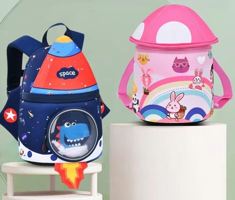 รูปทรงเห็ด 3D Neoprene กระเป๋าการศึกษา SBR กระเป๋าเป้เด็กอ่อนกระเป๋าเด็กอนุบาลกระเป๋าเป้สะพายหลังเด็กผู้หญิงน้ำหนักเบา