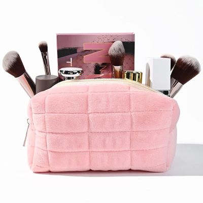 Aesthetic Plush Cosmetic Makeup Bag Cute Pink Pouch Toiletry Organizer 7 × 4 นิ้ว